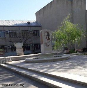 ساختمان اصلی دانشکده ادبیات مشهد در سال ۱۳۹۷